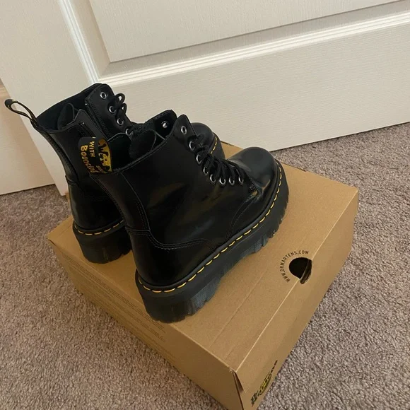 Dr.Martens (Jadon) size 5 mens Jadon Boot Smooth Leather Platforms in Black | Dr. Martens main image 3